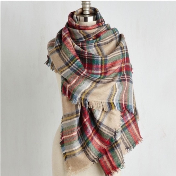Modcloth Accessories - NWOT plaid blanket scarf